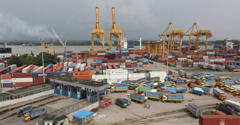চট্টগ্রামের বন্দর: ডিপো মাশুল নিয়ে সিদ্ধান্তে নমনীয়তা কর্তৃপক্ষের