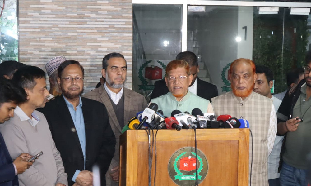 প্রশাসন নিরপেক্ষ না হলে সুষ্ঠু নির্বাচন সম্ভব নয় : হামিদুর রহমান আযাদ