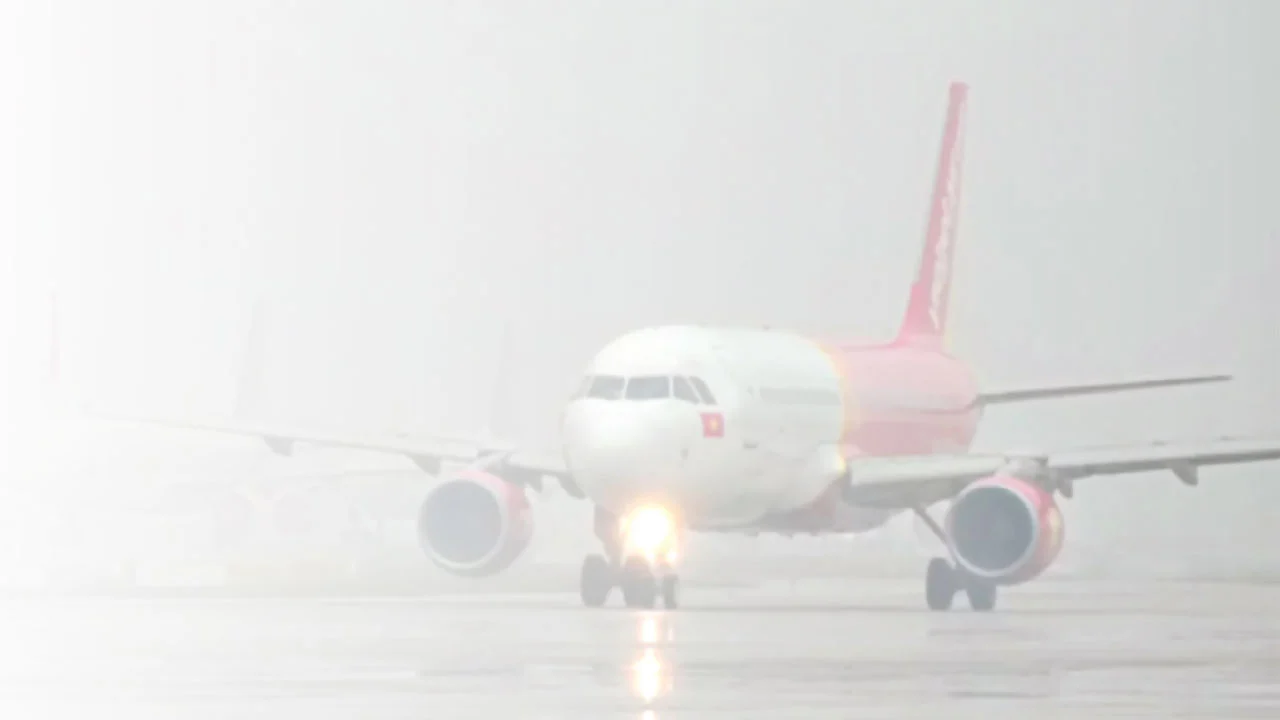 শাহজালালে অকার্যকর আইএলএস-২: ঘন কুয়াশায় বিপাকে এয়ারলাইনস, দুর্ভোগের শিকার যাত্রীরা