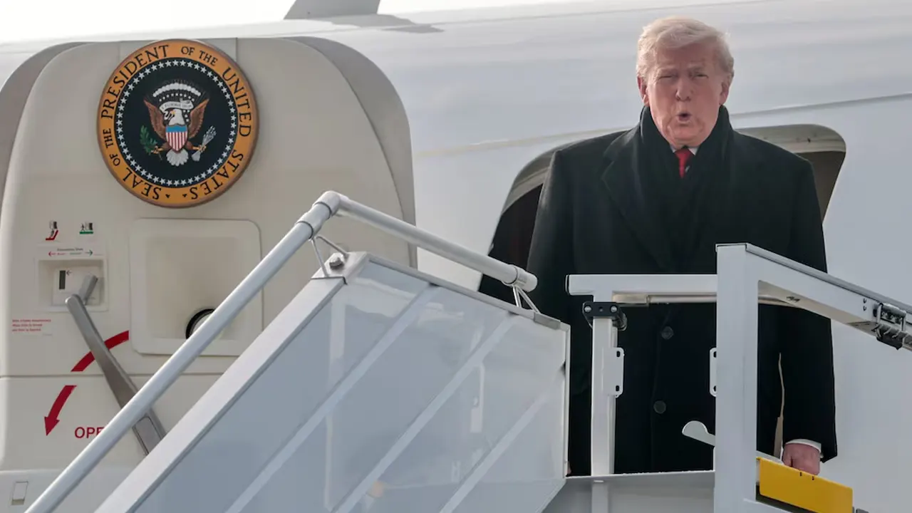 গ্রিনল্যান্ড ইস্যুতে সিদ্ধান্ত বদলালেন ট্রাম্প