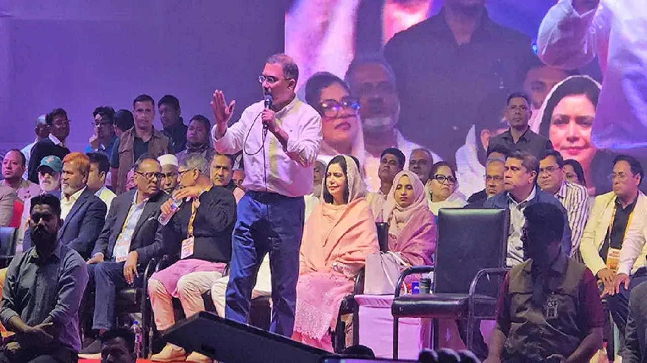 এ দেশ কোনো দলের না, কারো ব্যক্তিগত না: তারেক রহমান