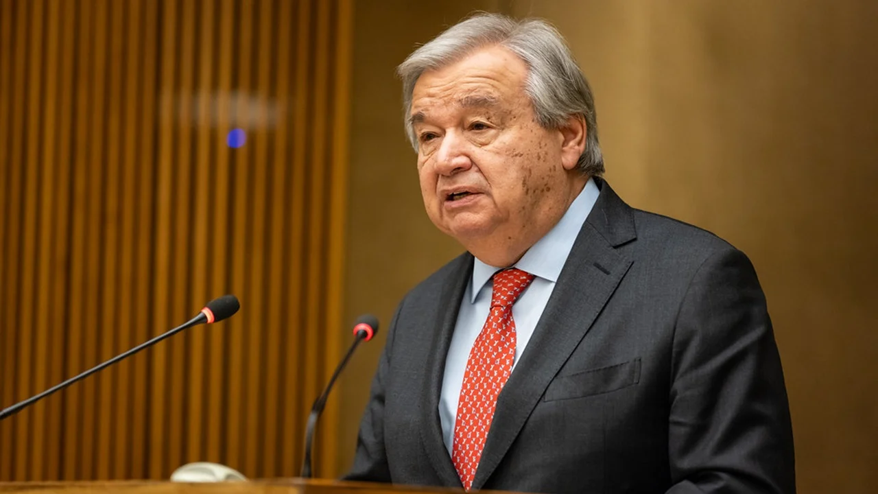 পাক-আফগান সহিংসতা বন্ধে অবিলম্বে যুদ্ধবিরতির আহ্বান জাতিসংঘ মহাসচিবের