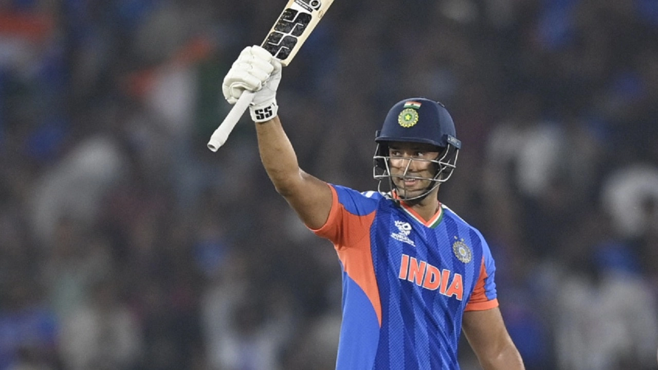 নেদারল্যান্ডসকে হারিয়ে অপরাজিত গ্রুপ চ্যাম্পিয়ন ভারত