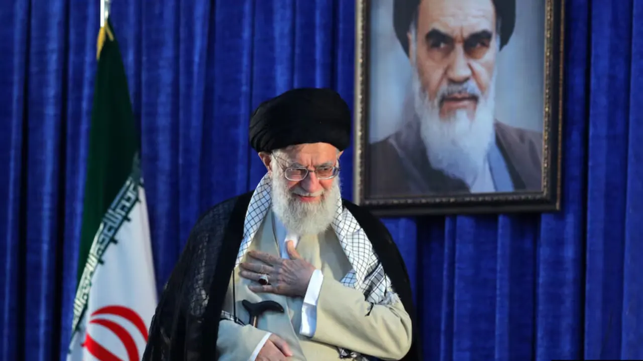 হত্যার শিকার হলে কীভাবে চলবে ইরান, নির্দেশনা দিলেন খামেনি