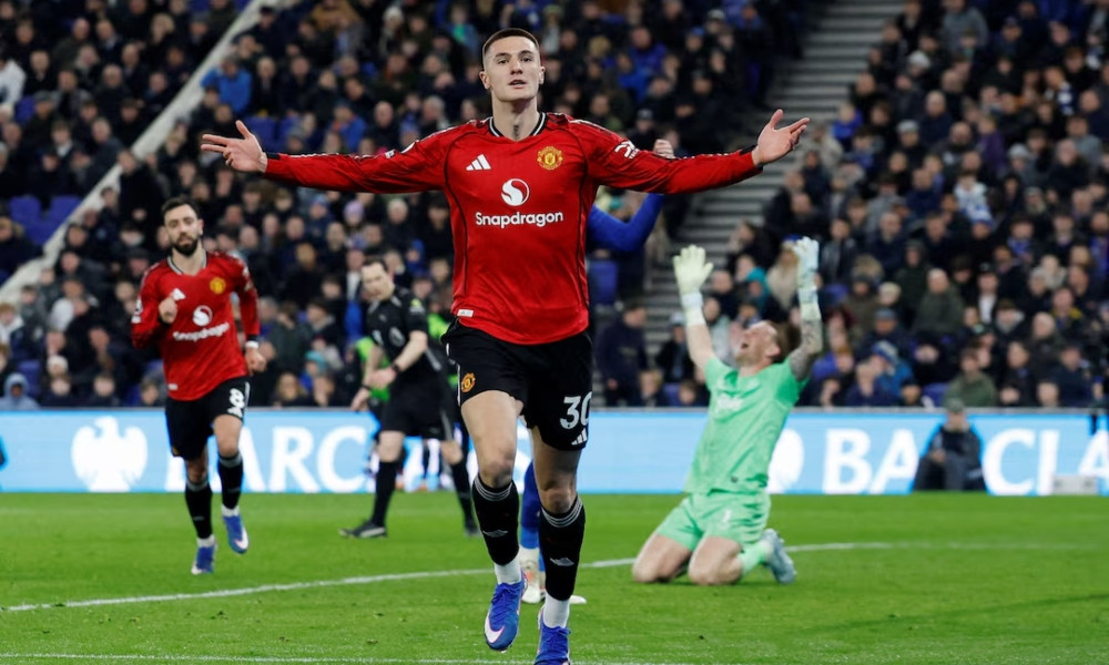 শীর্ষ চারে উঠল ম্যান ইউ