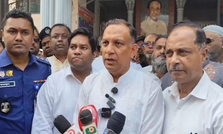 বাজার স্থিতিশীল রাখতে টিসিবি পণ্যের পর্যাপ্ত মজুত রয়েছে : বাণিজ্য প্রতিমন্ত্রী