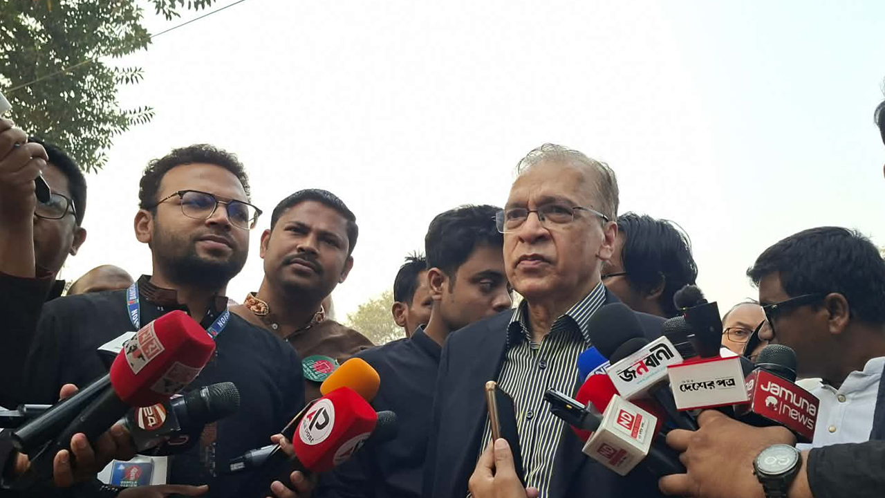 দুর্নীতি ও ধর্মান্ধতাকে প্রতিহত করে একুশের চেতনা প্রতিষ্ঠিত করতে হবে :ইফতেখারুজ্জামান