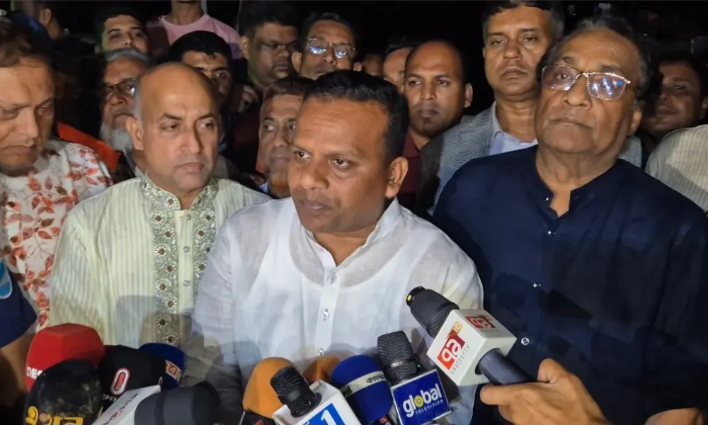 দৌলতদিয়ায় বাসডুবির ঘটনায় দুটি তদন্ত কমিটি গঠন : নৌ প্রতিমন্ত্রী