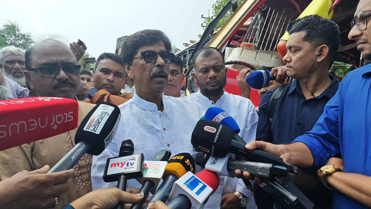 লেভেলক্রসিংয়ে অটোমেটিক গেট নির্মাণ করা হবে: কৃষিমন্ত্রী