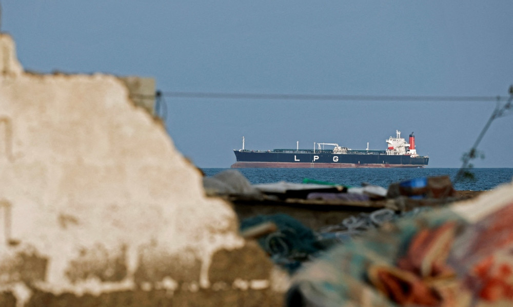 মধ্যপ্রাচ্যে রণতরী পাঠানোর খবর নাকচ করল ফ্রান্স