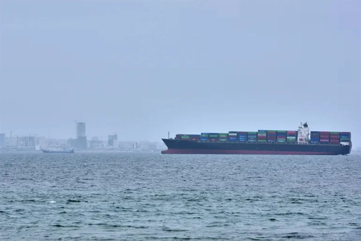 রাশিয়ার মতো ‘বন্ধুত্বপূর্ণ’ দেশকে হরমুজ প্রণালী শুল্ক মওকুফ করলো ইরান