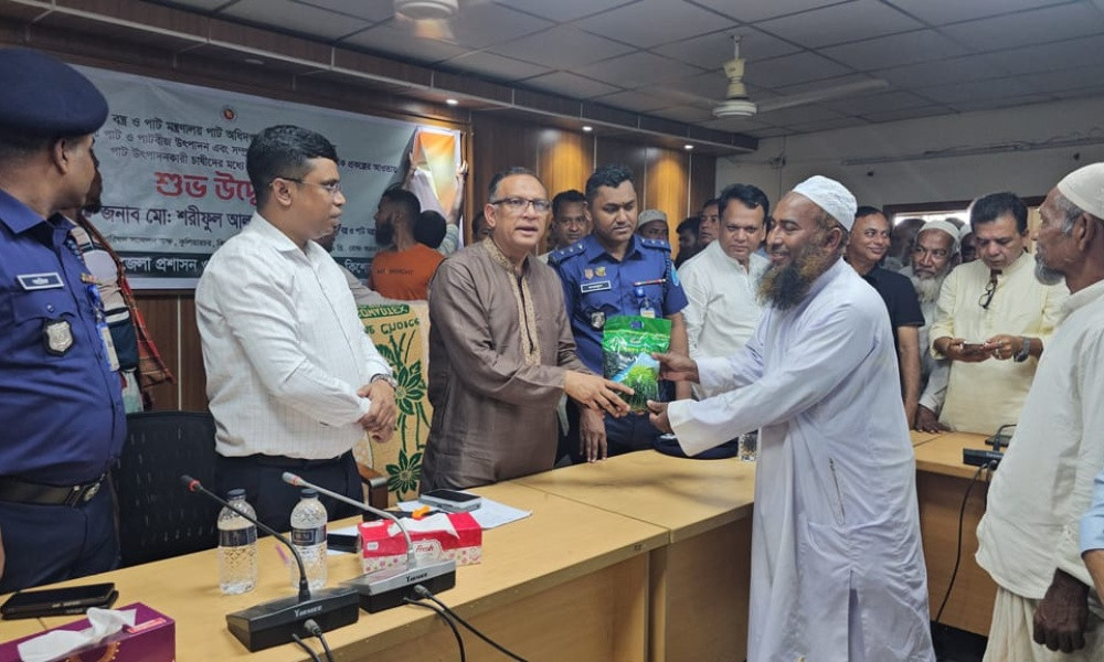 রাজনৈতিক প্রভাব নয়, প্রকৃত কৃষকই কৃষি সুবিধা পাবে : পাট প্রতিমন্ত্রী