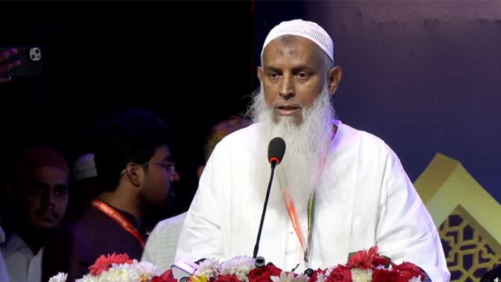 হজযাত্রীদের সেবা না করতে পারলে আমাদের পদত্যাগ করা উচিত: ধর্মমন্ত্রী