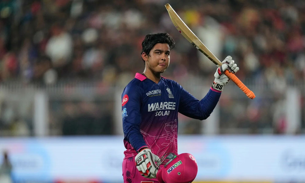 ১৫ বলে ফিফটিসহ ঝোড়ো ইনিংস খেললেন সূর্যবংশী