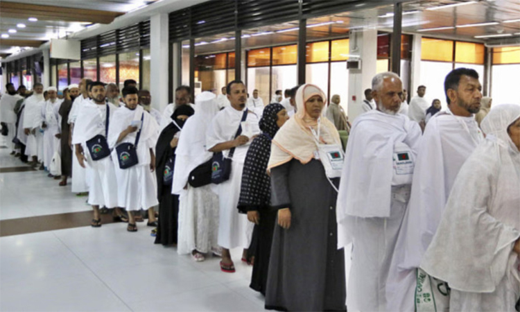 হজ পালন করতে গিয়ে সৌদি আরবে ৪ বাংলাদেশির মৃত্যু