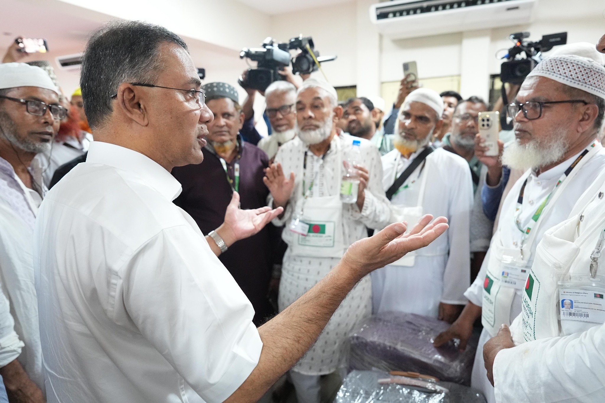 হজের প্রথম ফ্লাইট উদ্বোধন করলেন প্রধানমন্ত্রী তারেক রহমান