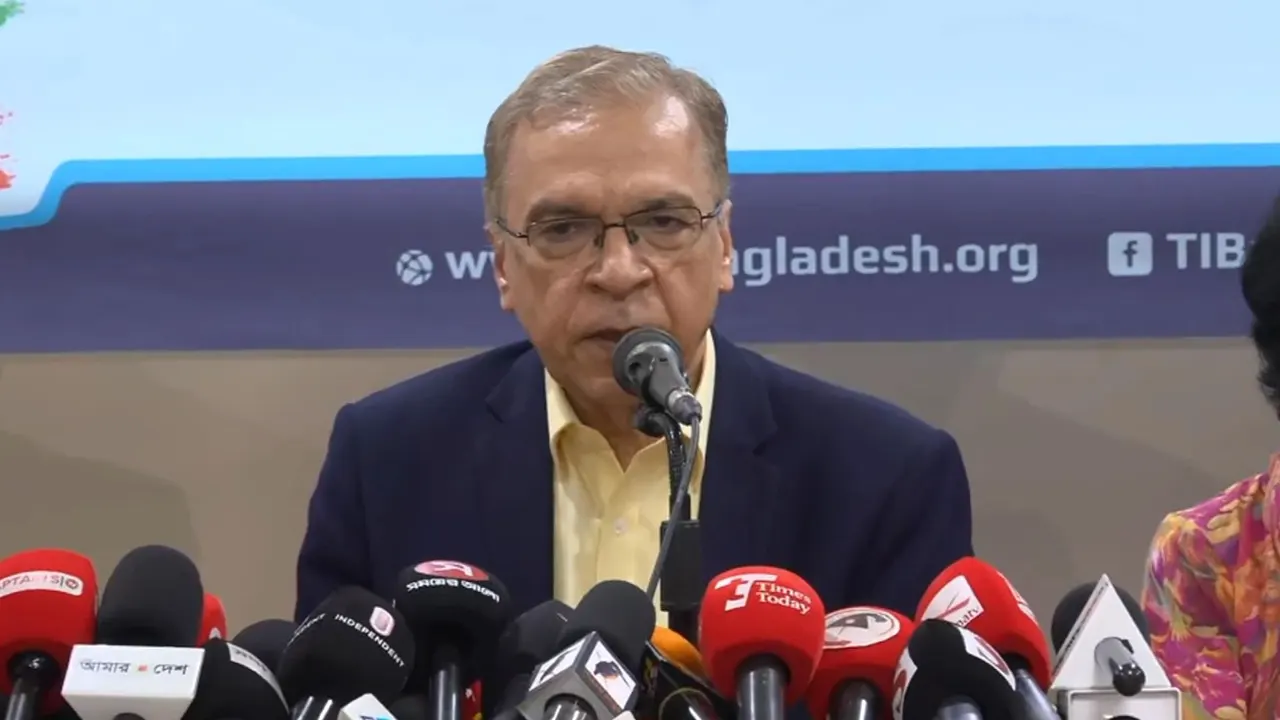 অধ্যাদেশ বাতিলের চাপ আমলাতন্ত্র ও রাজনৈতিক অঙ্গন থেকেই আসছে: টিআইবি