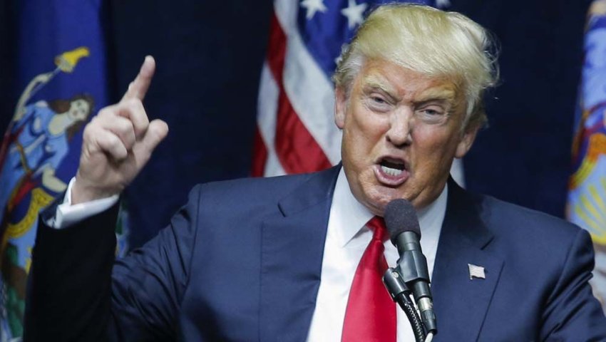 সমঝোতা না হলে ইরানকে গুঁড়িয়ে দেওয়ার হুঁশিয়ারি দিলেন ট্রাম্প