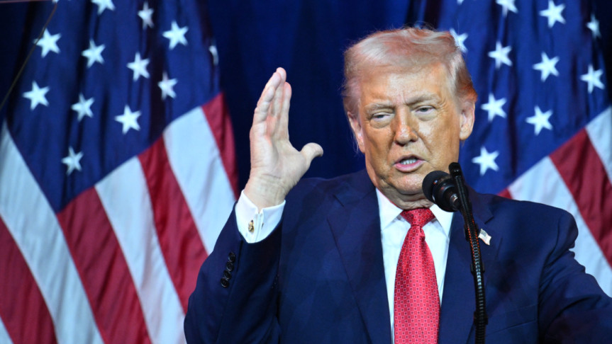 হরমুজ প্রণালিতে মাইন পাতার নৌযান দেখামাত্র গুলি চালানোর নির্দেশ ট্রাম্পের