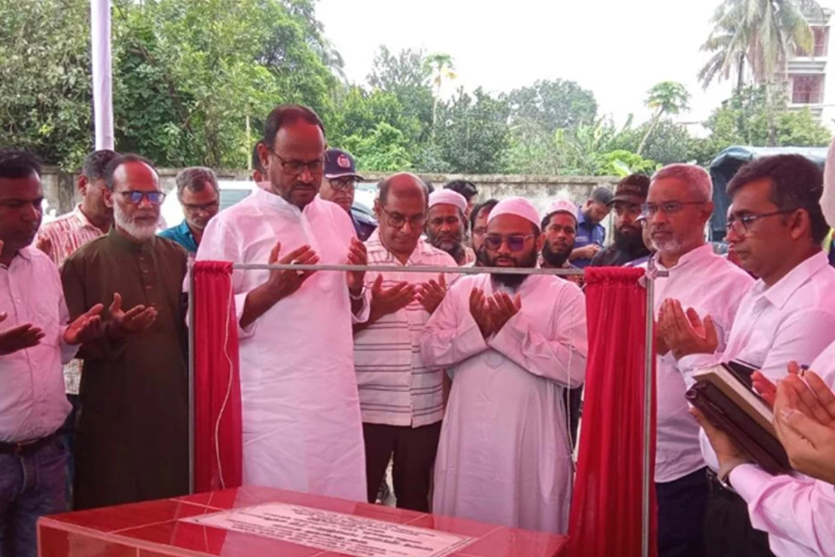 জনগণের জীবনমান উন্নয়নে সরকার কাজ করে যাচ্ছে : মৎস্য প্রতিমন্ত্রী
