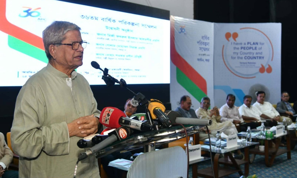 রাষ্ট্রপতি দলীয় নাকি বাইরে থেকে সিদ্ধান্ত বিএনপির বৈঠকে : মির্জা ফখরুল