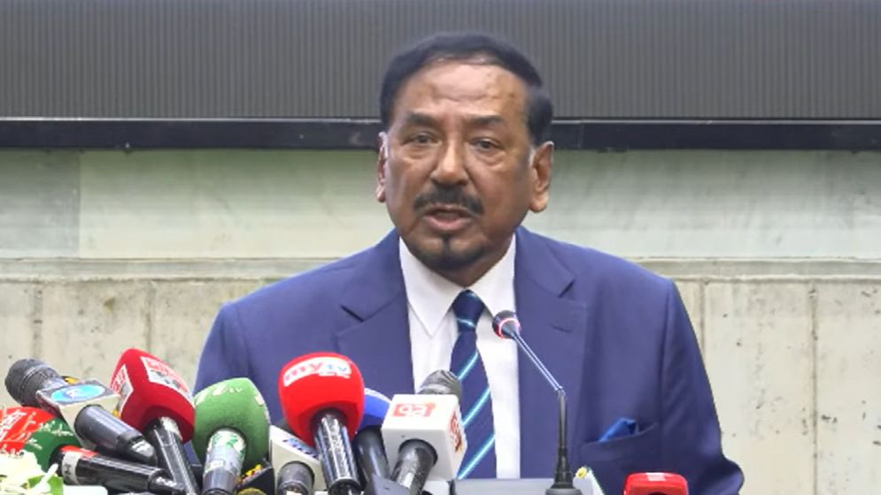 ভারপ্রাপ্ত রাষ্ট্রপতির দায়িত্ব নিলেন হাফিজ উদ্দিন আহমদ