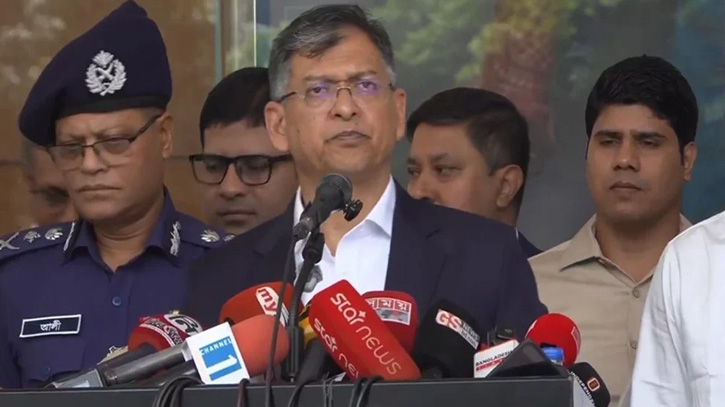 অবৈধ অস্ত্রের তথ্য দিলে ২ লাখ টাকা পর্যন্ত পুরস্কার ঘোষণা
