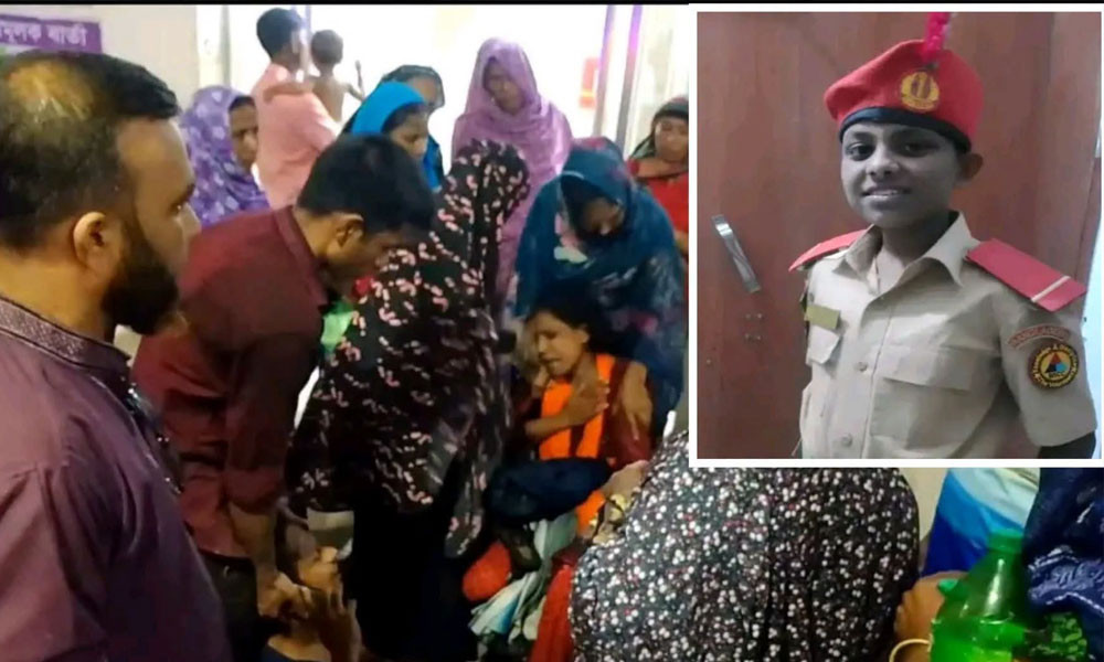 পুকুরপাড়ে পড়ে থাকা ব্যাগের সূত্র ধরে উদ্ধার স্কুলছাত্রের লাশ