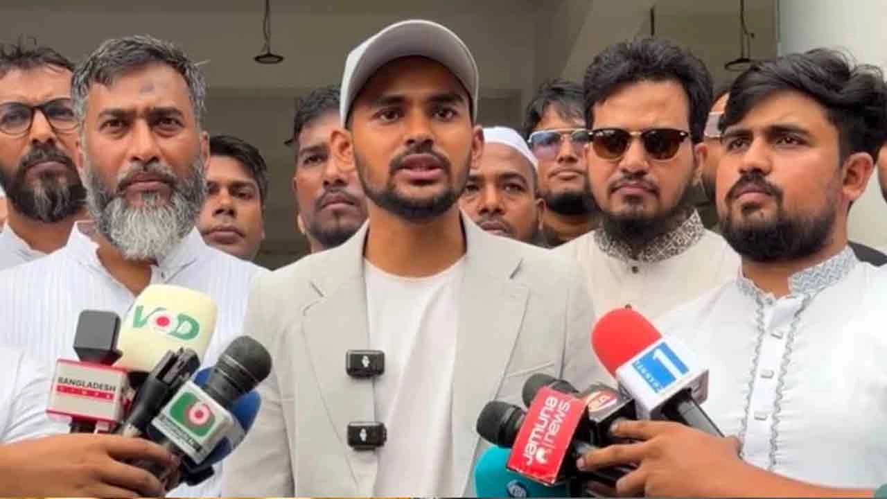 মক্কা প্যাক্টকে ইতিবাচকভাবে দেখছে এনসিপি: আসিফ মাহমুদ