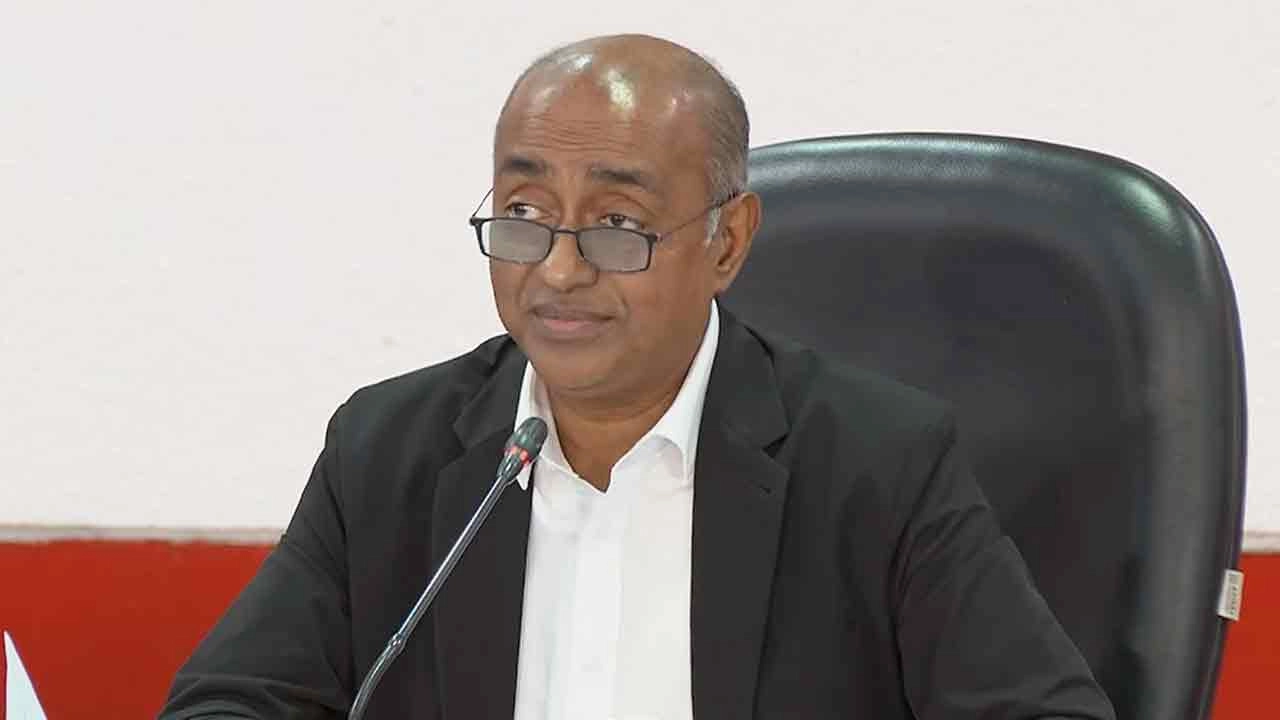 নিষিদ্ধ রাজনৈতিক দল বা সংগঠন ছাড়া যে কেউ সভা-সমাবেশ করতে পারবে: আইনমন্ত্রী