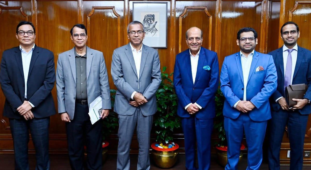 বাংলাদেশ থেকে পণ্য আমদানি বাড়াতে ভারতের প্রতি আহ্বান গভর্নরের