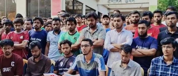 সিলেট ইঞ্জিনিয়ারিং কলেজ: বৈঠকে সমাধান মেলেনি, আন্দোলন চালিয়ে যাওয়ার ঘোষণা শিক্ষার্থীদের