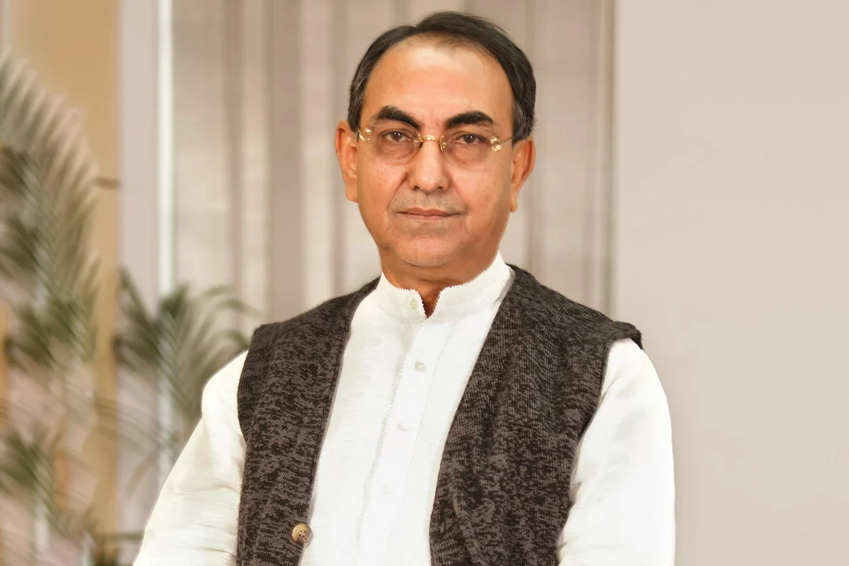 চিকিৎসা শেষে আজ রাতে দেশে ফিরছেন মির্জা আব্বাস