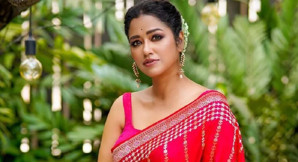পুত্রের মা হলেন অভিনেত্রী সোহিনী