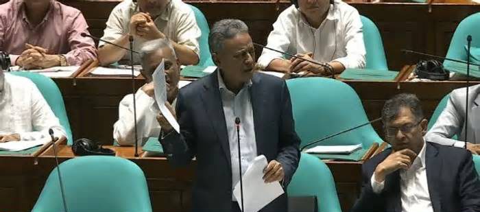 ব্যাংক রেজোল্যুশন (সংশোধন) বিল পাস, বিতর্কিত মালিকদের ফেরার ধারাটি বাদ