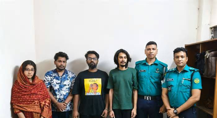 রাবির সাবেক শিক্ষার্থীকে হানি ট্র্যাপে ফেলে মুক্তিপণ আদায়, গ্রেফতার ৪