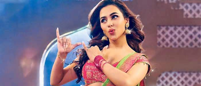 সিনেমা: ‘ট্রাইব্যুনাল’ ছাড়লেন ফারিয়া, জানেন না নির্মাতা