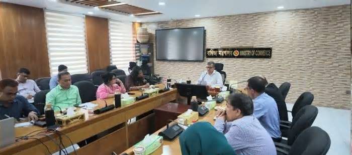 সচিব কমিটির বৈঠকের সিদ্ধান্ত বাস্তবায়নের নির্দেশনা বাণিজ্য সচিবের