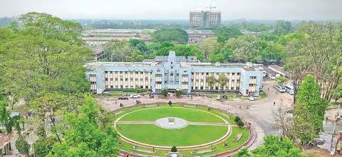 শিক্ষক-শিক্ষার্থী অনুপাতে আন্তর্জাতিক মানদণ্ডে পিছিয়ে রাবি