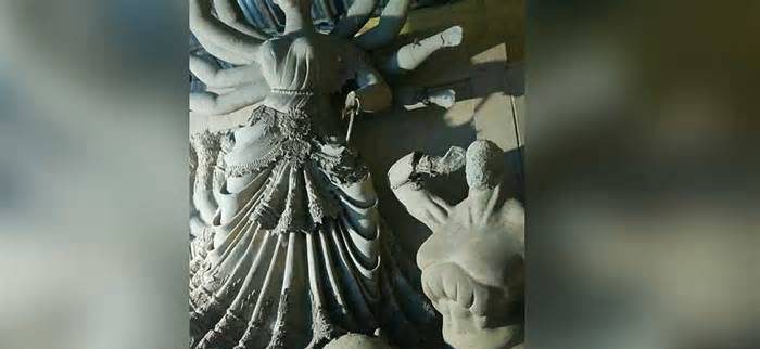 সিলেটে পূজামণ্ডপে ঢুকে কুপিয়ে প্রতিমা ভাঙচুর, যুবক কারাগারে