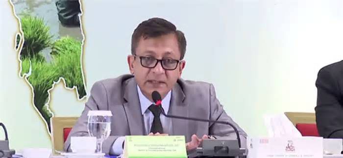 নিত্যপণ্যের বাজার স্থিতিশীল রাখতে নজরদারি জোরদার করা হবে: বাণিজ্যমন্ত্রী