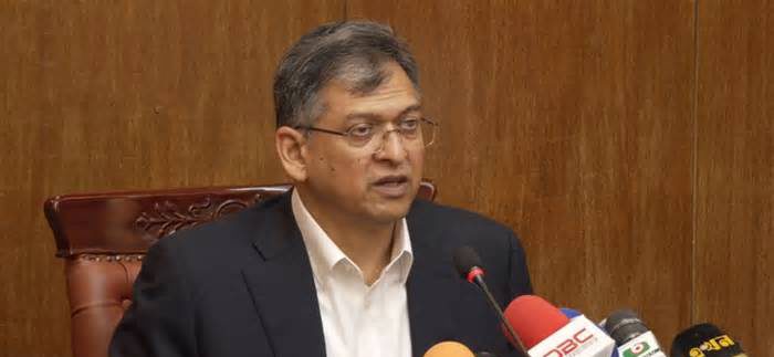 জমি নিয়ে বিরোধে স্টুডিও ভাঙচুর, ঢালাও অভিযোগের মানে নেই: স্বরাষ্ট্রমন্ত্রী