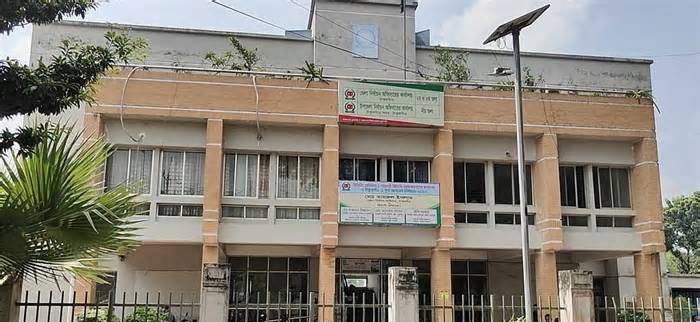 ঠাকুরগাঁও-১ উপনির্বাচন: বিএনপি-জামায়াতসহ ৬ প্রার্থীর মনোনয়ন দাখিল