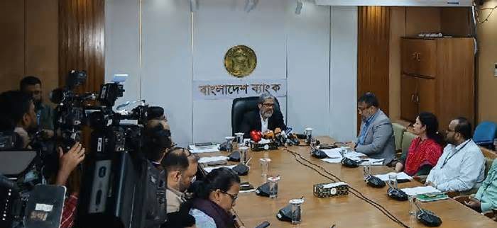 ১ নভেম্বর থেকে বাংলা কিউআরে ব্যক্তি থেকে ব্যক্তি লেনদেন চালু: বাংলাদেশ ব্যাংক