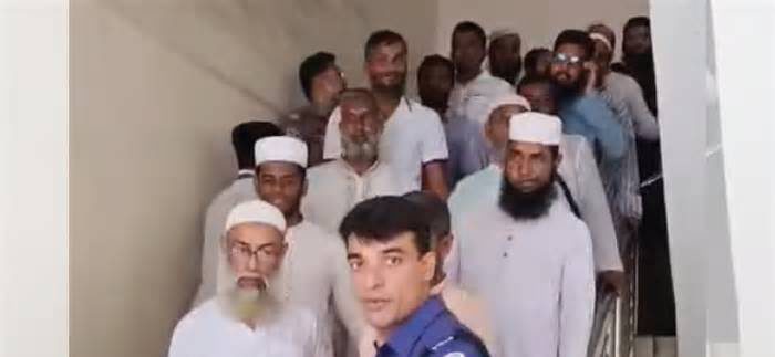 নেত্রকোণায় হাট ইজারা নিয়ে সংঘর্ষের মামলায় ২৫ জামায়াত নেতাকর্মী কারাগারে
