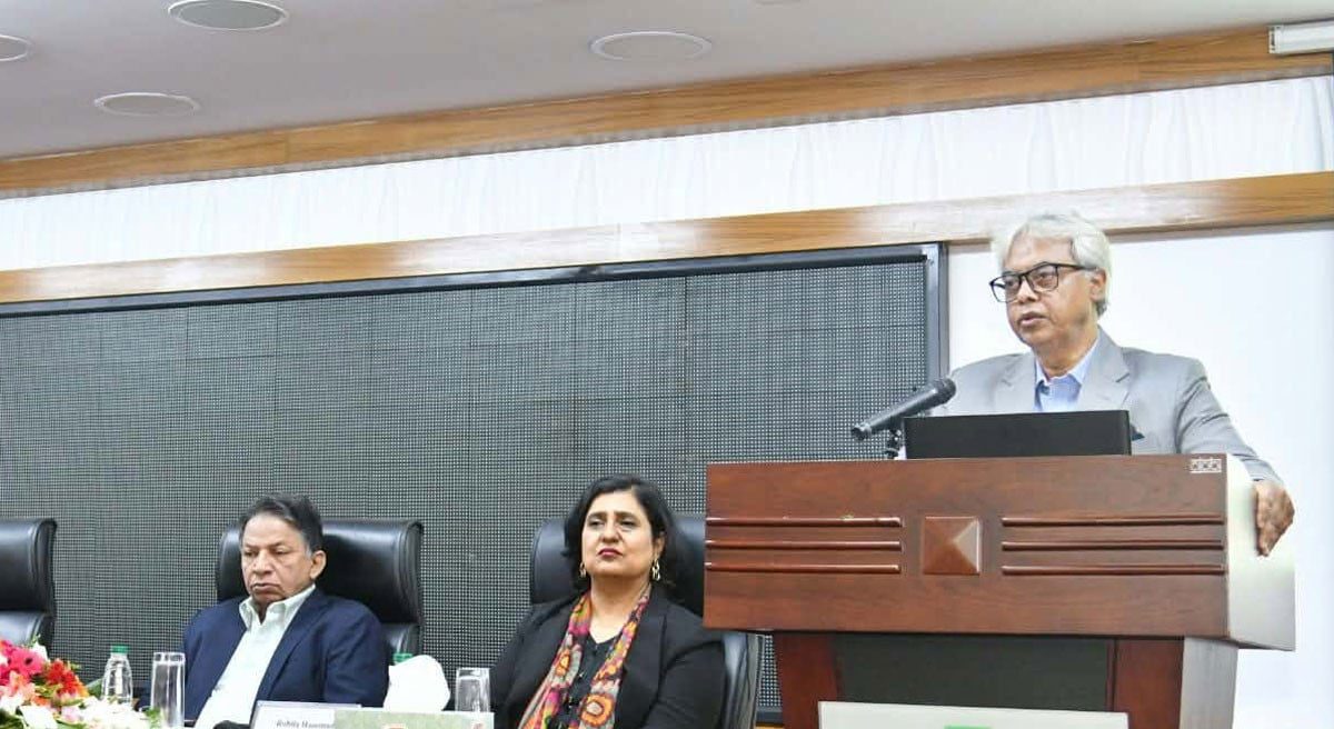 ‘রূপপুর বিদ্যুৎকেন্দ্র জ্বালানি নিরাপত্তার পথে ঐতিহাসিক মাইলফলক’