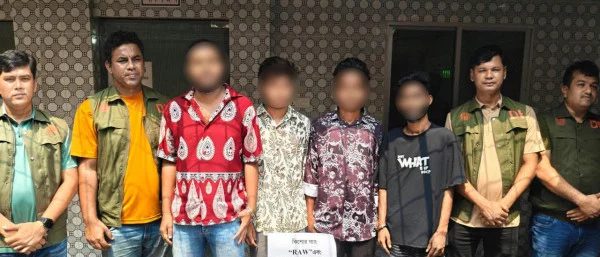 কুমিল্লায় কিশোর গ্যাংয়ের সঙ্গে যুক্ত শীর্ষ ৪ সদস্য গ্রেপ্তার