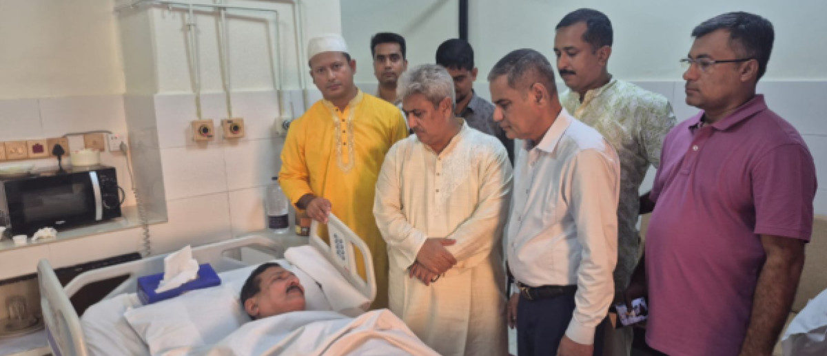 ভূমিমন্ত্রী মিজানুর রহমান মিনু হাসপাতালে ভর্তি