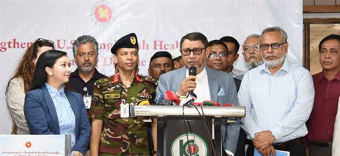 ডেঙ্গুর টিকা নিয়ে বিশ্ব স্বাস্থ্য সংস্থা ও গ্যাভির সঙ্গে আলোচনা চলছে: স্বাস্থ্যমন্ত্রী