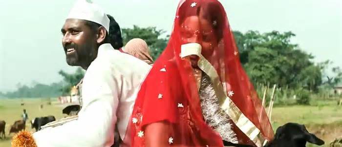 কানাডায় সেরা অভিনেত্রী তুষি, ৩ পুরস্কার জিতল ‘রইদ’